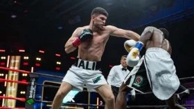 Али Ахмедов встретится с нокаутером из Ганы в Алматы