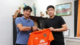 Султан Сагнаев подписал контракт с «Шахетром»