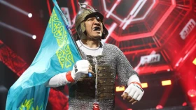 Куат Хамитов провалил взвешивание перед дебютом в АСА