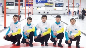 Серебряную медаль крупного старта принесла стране мужская сборная по керлингу