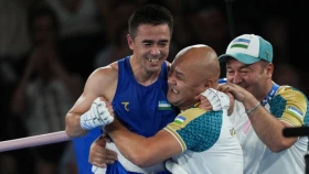 Тренер команды Узбекистана по боксу перенес сердечный приступ во время празднования победы на Олимпиаде