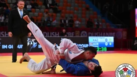 Мағжан Шамшадин ел қоржынына күміс медаль сыйлады