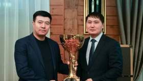 Бақтияр Артаевқа Вэл Баркер Кубогы қайтарылды