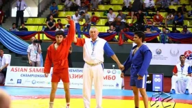 Түркістанда 68 жастағы алты дүркін әлем чемпионы тұрады