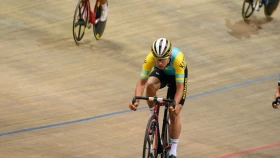 Алишер Жумакан вошёл в десятку лучших на этапе Кубка мира по велоспорту на треке