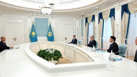 Глава государства принял президента World Aquatics
