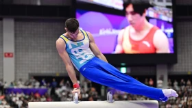 Два казахстанских гимнаста вышли в финал чемпионата мира в Роттердаме