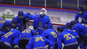 Сборная Казахстана стартовала в международном турнире с разгрома