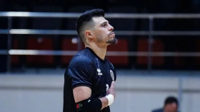 Игита пропустит матч против Дании