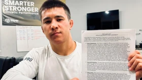 Қазақстандық спортшы америкалық лигамен келісімшартқа отырды