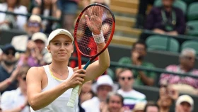 Елена Рыбакина әлемнің бұрынғы бірінші ракеткасын ұтып, төртінші айналымға шықты (видео)