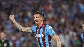 Гол Савича вывел «Трабзонспор» на первое место в Суперлиге (видео)