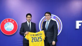 Президент ПСЖ встретился с руководством КФФ в Астане