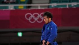 Елдос Сметов тыйым салынған әдіс қолданған