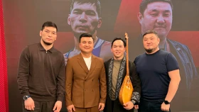 Министрліктен такси жүргізушілеріне дейін тактика талқылады: Олимпиада жүлдегері Нұрбек Оралбай мен бапкері әлеуметтік желілердің әсері туралы