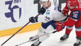 «Барыс» обыграл «Локомотив» в первом матче 2024 года