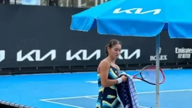 Australian Open: Асылжан Арыстанбекова жасөспірімдер арасында ширек финалға шықты