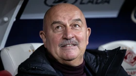 Черчесов получил 1 млн. евро за разрыв контракта со сборной Казахстана