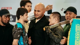 Үш чемпиондық жекпе-жек, Жұман мен Самусевтің оралуы. NAIZA 78 турнирінің тікелей эфирі