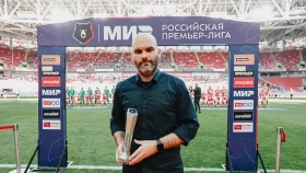 «Жеңіс» жаңа бас бапкерін ресми түрде таныстырды