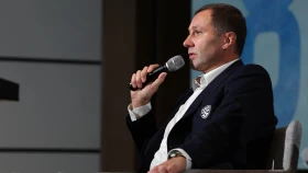 Президент КХЛ Алексей Морозов: «Барыс» подписывает хороших хоккеистов, чтобы ребята из Казахстана подтягивались за ними