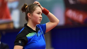 Женская сборная Казахстана одержала первую победу на ЧМ