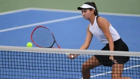 Арыстанбекова вышла в четвертьфинал в Турции