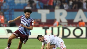 «Трабзонспор» соңғы минуттарда жеңісті қолдан шығарып алды (видео)