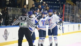 «Торпедо» «Анжеге» жеңілді, бірақ Континенталдық кубоктың финалына шықты