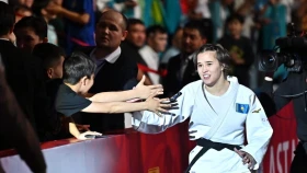 Бас бапкер Ғалия Тынбаева жайында