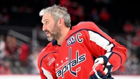 Александр Овечкин повторил легендарное достижение Уэйна Гретцки