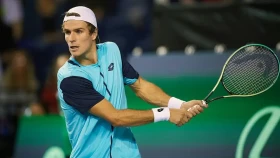 Попко Словакиядағы турнирдің ширек финалына өтті