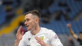 Сенсация в столице, домашние победы в Петропавловске и Туркестане