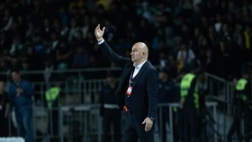 Станислав Черчесов о матче со Словенией: Заноза торчит у болельщиков