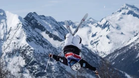 Анастасия Городко фристайл-могулдан Канададағы Әлем кубогы кезеңінде екі мәрте бесінші орын алды