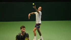 Денис Евсеев с разгромом дебютировал на Кубке Дэвиса