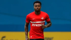 Біріккен Араб Әмірліктерінде танымал футболшы қамауға алынды