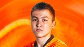 «Шахтер» 19 жастағы түлегімен келісімшартты ұзартты