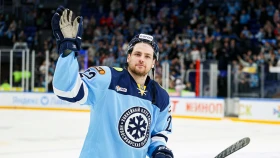 «Барыс» америкалық қорғаушы келісімшарт жасасты