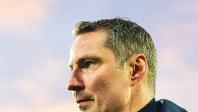 «Фейеноорд» бас бапкерін қызметінен босатты