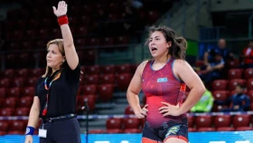 Три казахстанки вышли в полуфинал чемпионата Азии по борьбе