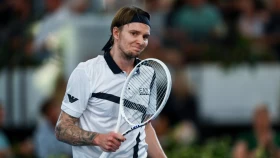 Александр Бублик опустился на две позиции в обновленном рейтинге ATP