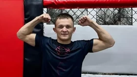 Менеджер Алмахана опроверг информацию о гонораре казахстанца в UFC