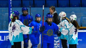 Женская сборная Казахстана продолжает борьбу за Олимпиаду