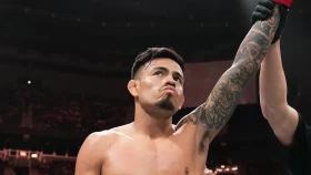 Победой Брэндона Ройвала завершился главный бой UFC Fight Night 237