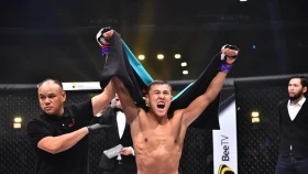 ММА жауынгері Елжан Алиасқар базардағы жұмысы туралы