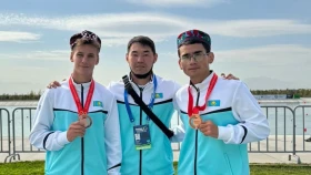Академическая гребля: Казахстан завоевал четыре «бронзы» на ЧА