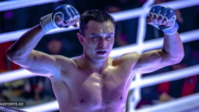 Поединок казахстанца Боранбаева возглавит турнир Fight Night 124