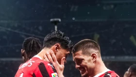 «Милан» вышел в финал Кубка Италии (видео)