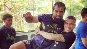 Спарринг-партнер Оливейры выступит на NAIZA 57